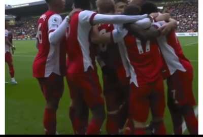 Martin &Ouml;degaard ass slap