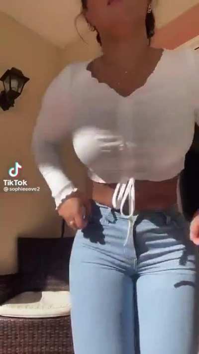 😋