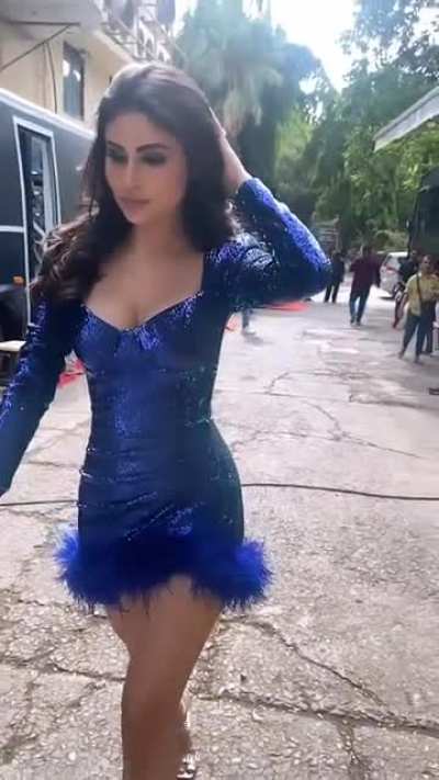 Mouni Roy (New)
