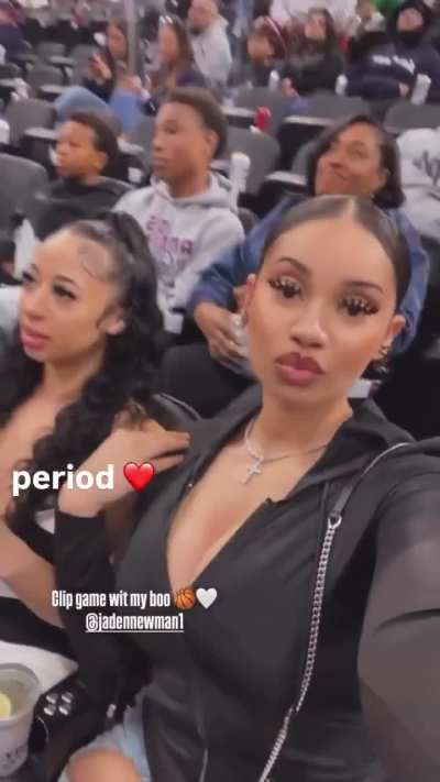 Jaden Newman with her friend Nia Johnson at a Clippers game. | IG story 1.12.26