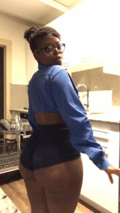 💣