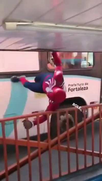 Olha o Brasil ai na gringaiada.