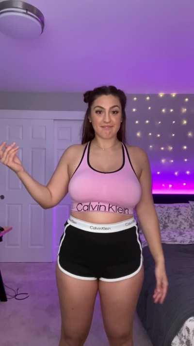 She is back , big boobies hasty🔥💦so hawttyy