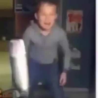 Yo cuando veo que rod borr&oacute; su contenido de twitch