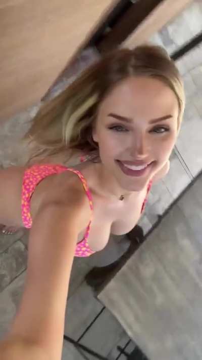Tr