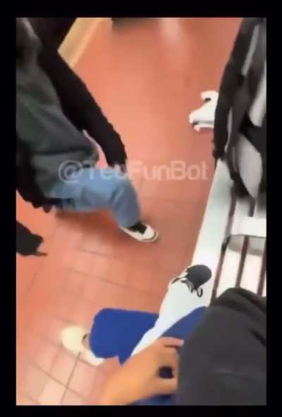 [LFO] subway fight over lighter ends up in man losing his life.