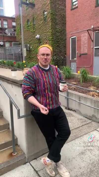 VIDEO FOOTAGE OF DRAKE FAN HARASSING FANTANO IN PUBLIC!!