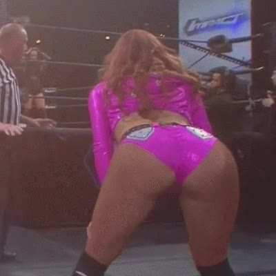 Maria&lsquo;s booty is just perfect