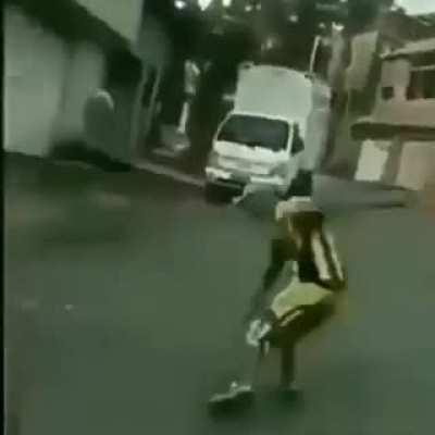 ﾠ