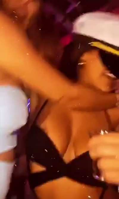 I was so drunk I didn&rsquo;t know my tits were flying out of my top lol