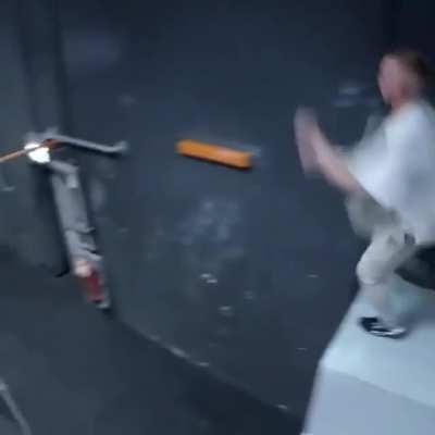 HMRB while I do some parkour