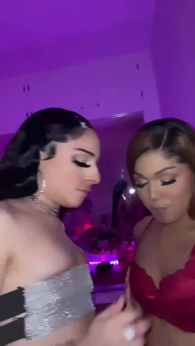 Would u join two trans girls in a threesome??💕😋