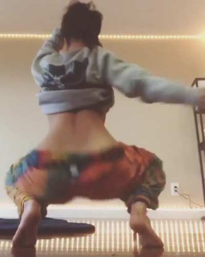 Superior Twerker