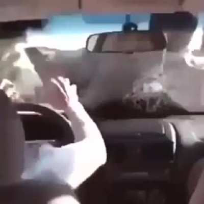 卍