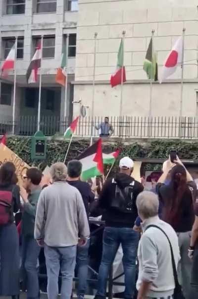 Israeli Flag Removed Outside UN Building Rome
