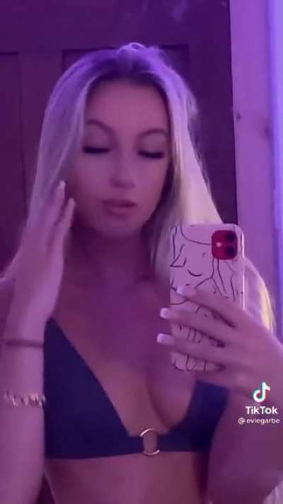 Her body 🥵