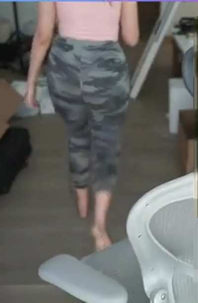 Ass jiggle from today&rsquo;s stream 🍑