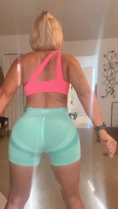 The_miss_Dina