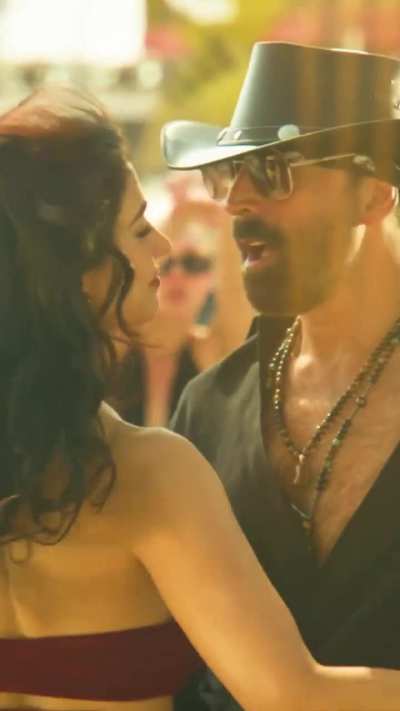Disha Patani and Akshay Kumar Welcome To the Jungle Song Promo
