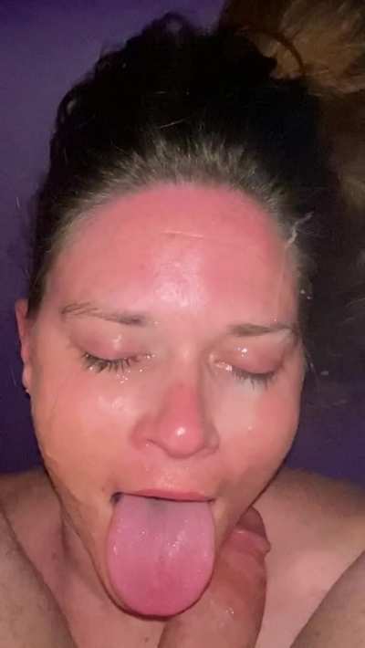 I&rsquo;m even happy when I have cum in both of my eyes. I&rsquo;m ready for a bukkake. Who&rsquo;s in?