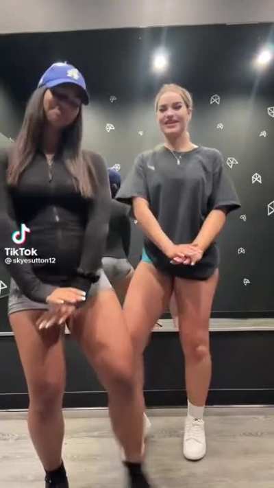 I wish my gym had these thots