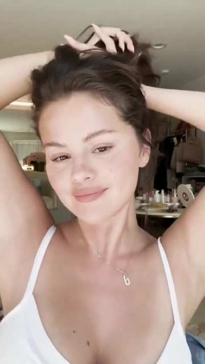 Selena&rsquo;s sexy face 