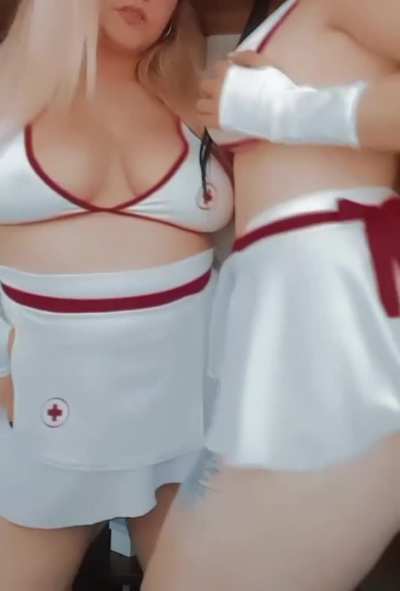 We are two busty sisters who want to have a very hot moment and show them how we play. We make personalized videos and photos, rate, we have a lot of material uploaded and we also love discovering new things. link in the comments love