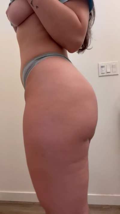 Would you bang a mom with a butt like mine? [BA]