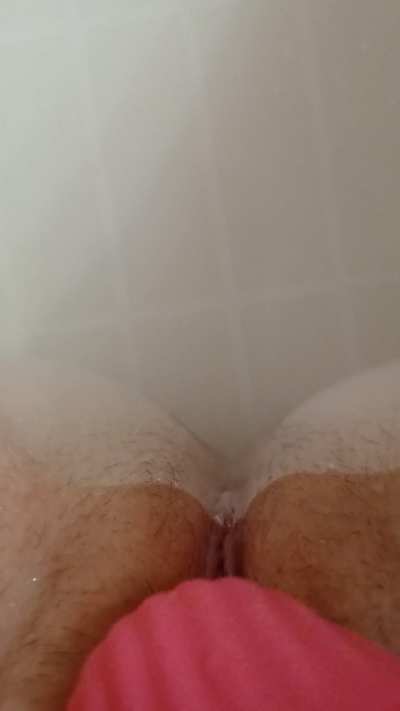 Cumming in water with a wand