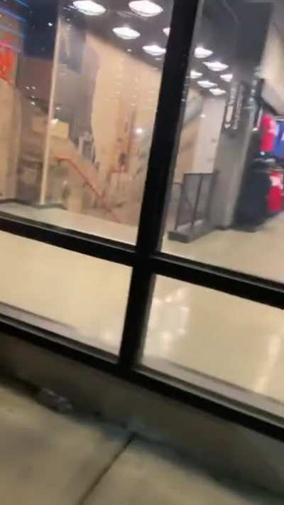 So much in one vid