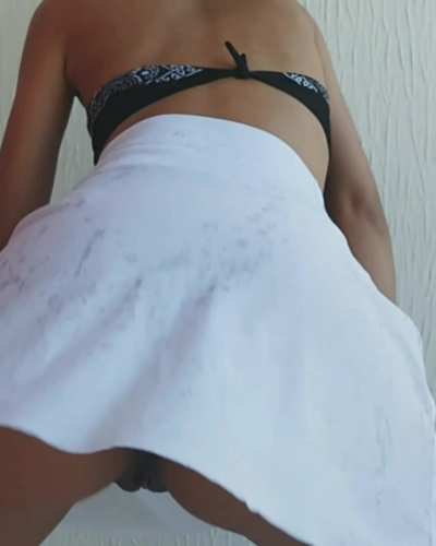 Whith or whithout pantie?
