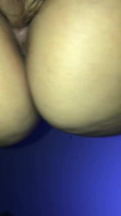 Pussy soo wet! Sorry for bad angle, was very drunk