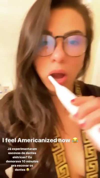 Claudia Gadelha