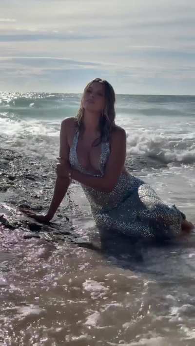 "Mermaid shoot"