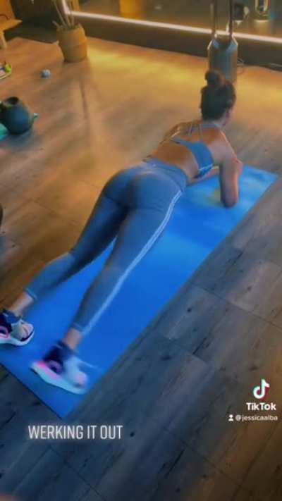 Jessica Alba