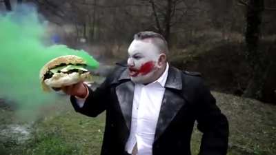KR&Atilde;ZY H&Auml;MBURG&Ecirc;R