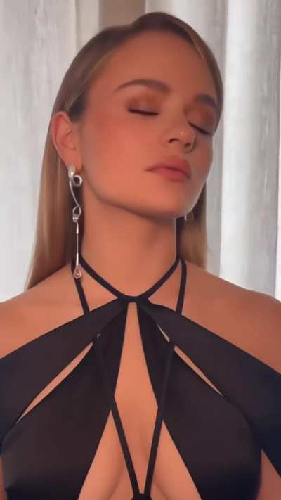 Joey King
