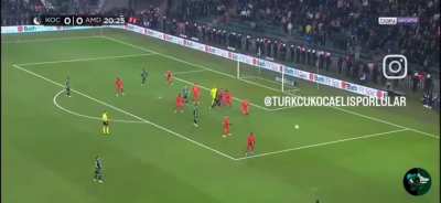 Bir Kocaelispor taraftar grubunun amedspor kul&uuml;b&uuml;ne yaptığı edit patlama yarattı