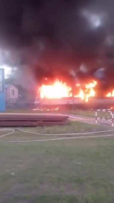 En pleno viaje, se incendiaron dos vagones del Tren de las Sierras de Córdoba. Más de 100 pasajeros debieron ser evacuados cuando las llamas se apoderaron de la formación, que viajaba entre Cosquín y La Calera.