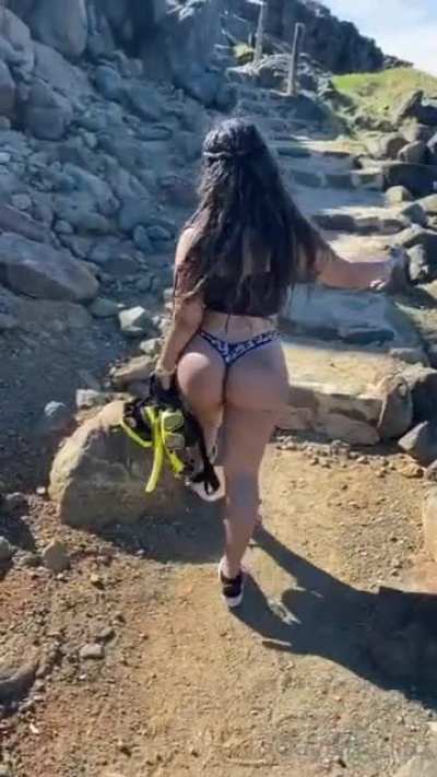 AyDi Bad &amp;amp; Bougie
