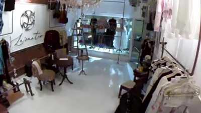 Looters raided La'vanter Boutique in Philadelphia last night. The black owner claims she emptied her bank accounts and sold her house in order to open the business.