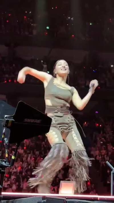 260303 Jihyo Montreal