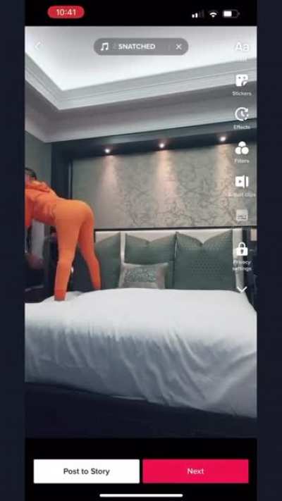 🕳🕳🕳🕳