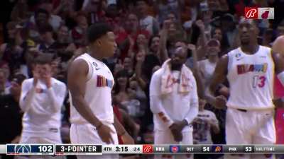 [Highlight] Lowry gets the 4 point play with the defense all over him
