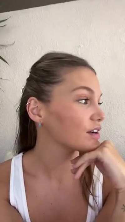 Olivia Holt
