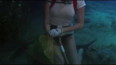Jacqueline Bisset in action in the Deep