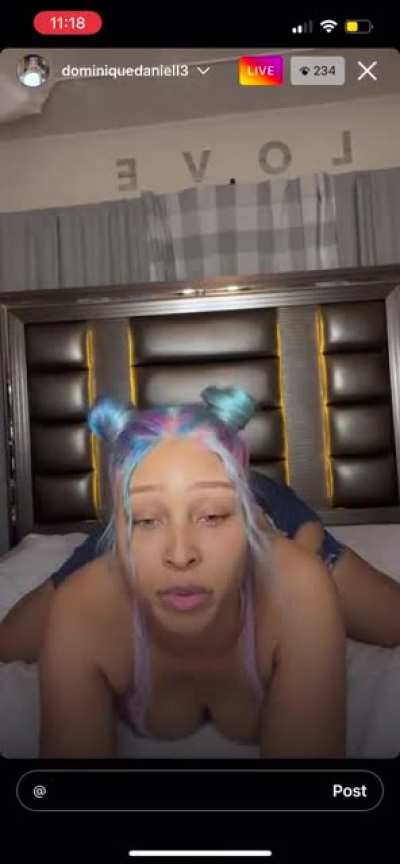 This the most we getting out of her🤦🏿<wbr>‍♂️🦄