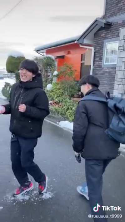 Snowball fight