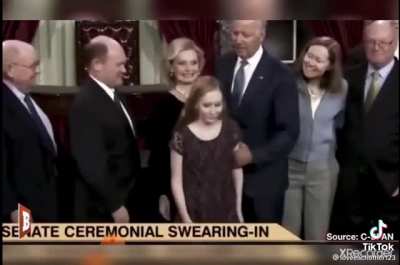 This guy is the President of the United States&hellip;.he should not be mandating anything on anybody&hellip;.others should be mandating when he gets his yard time.