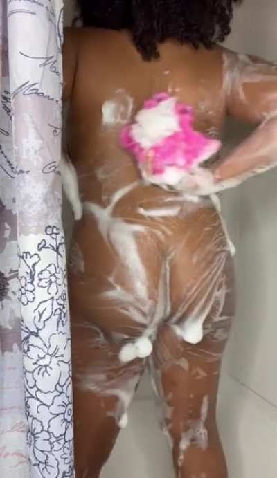 I heard it&rsquo;s better to shower together